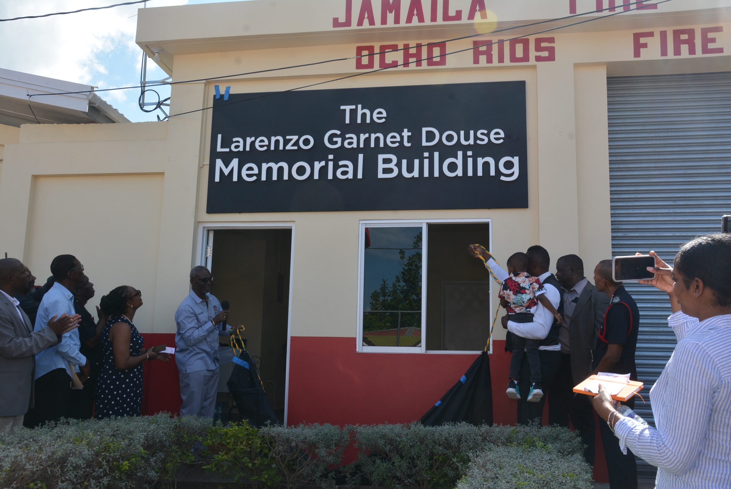 Ocho Rios Fire Station renamed Lorenzo Garnet Douse Memorial Building