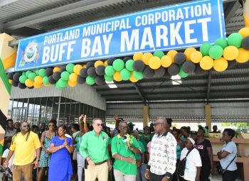 NEW BUFF BAY MARKET NOW OFFICIALLY OPEN